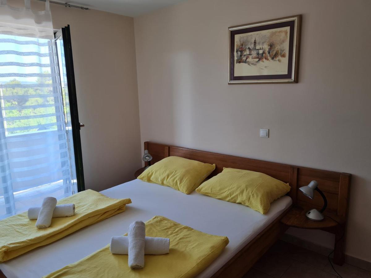 Apartment Lavanda Starigrad Paklenica Eksteriør bilde