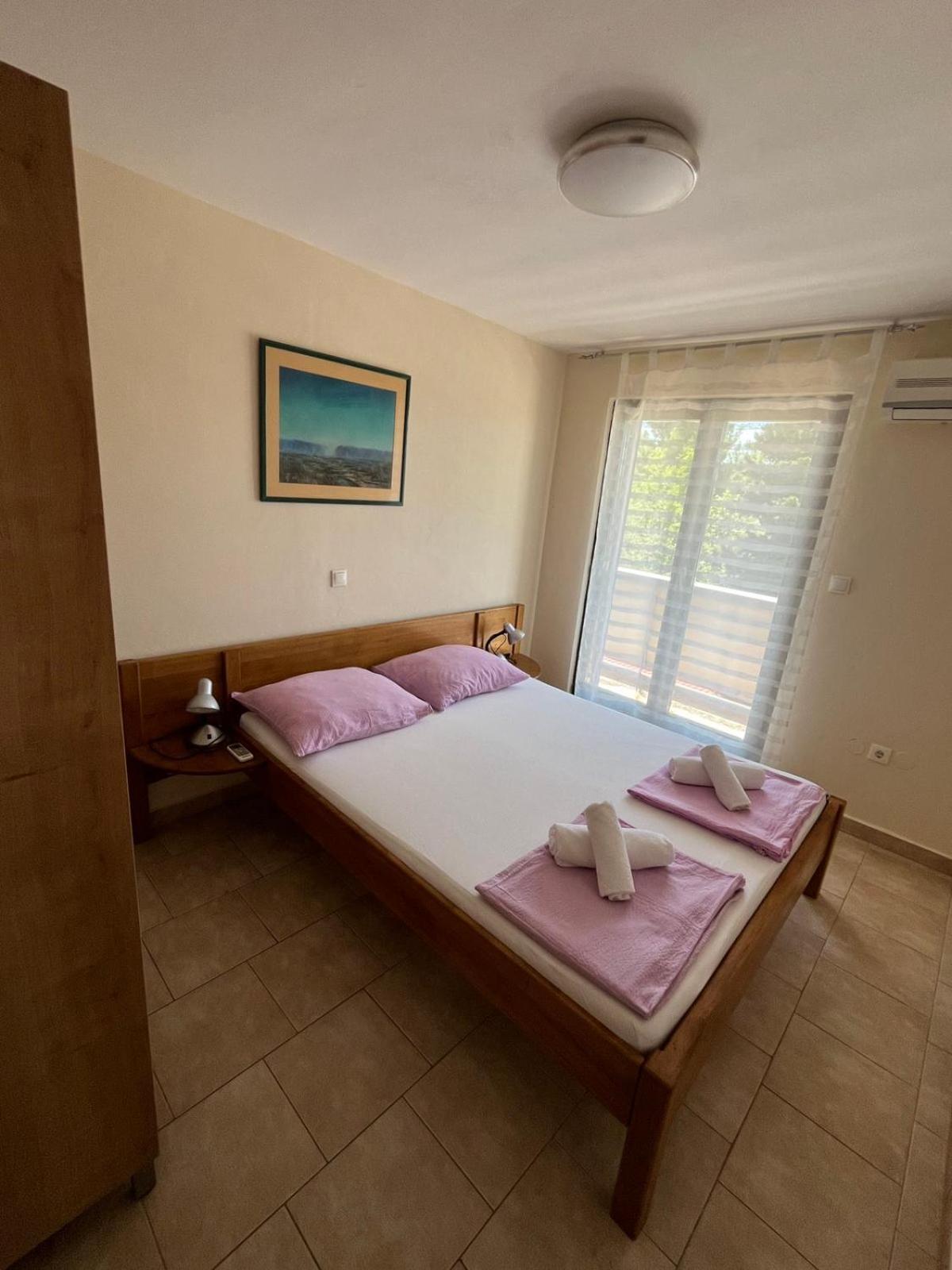 Apartment Lavanda Starigrad Paklenica Eksteriør bilde
