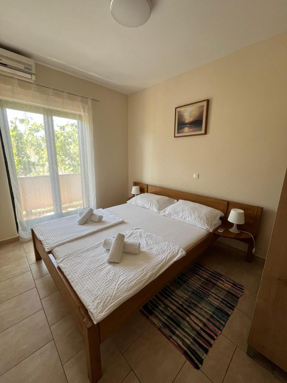 Apartment Lavanda Starigrad Paklenica Eksteriør bilde