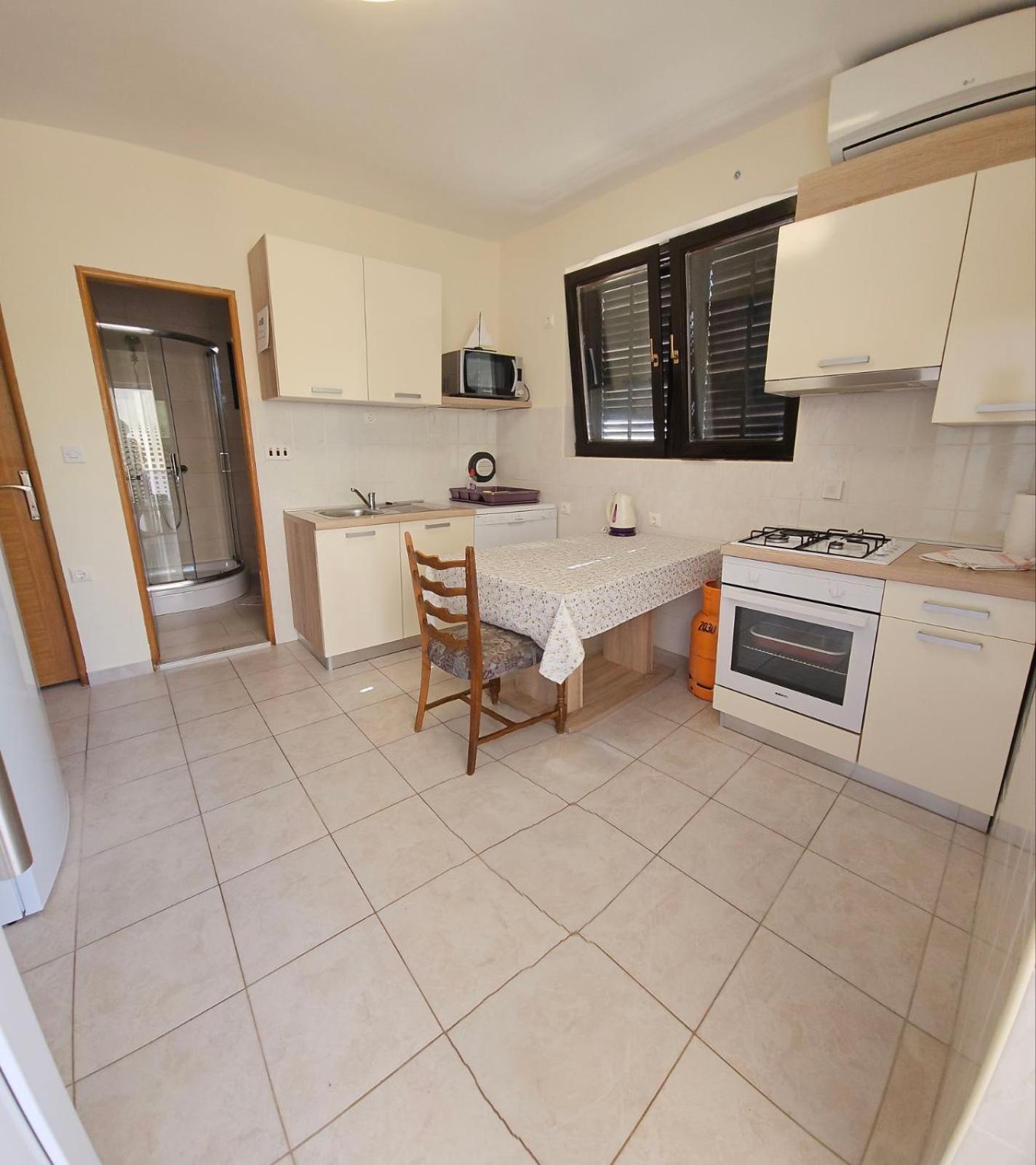 Apartment Lavanda Starigrad Paklenica Eksteriør bilde