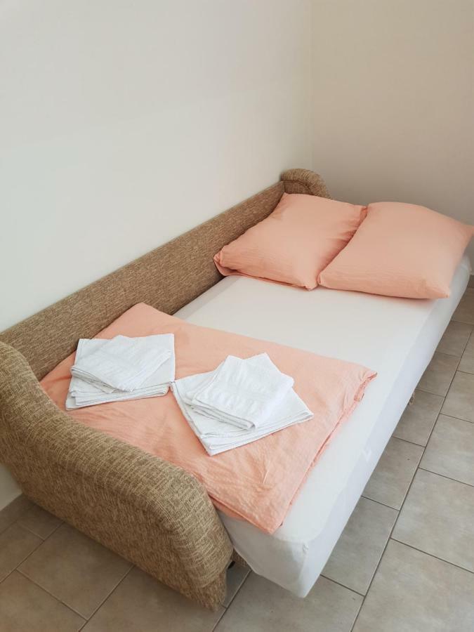 Apartment Lavanda Starigrad Paklenica Eksteriør bilde